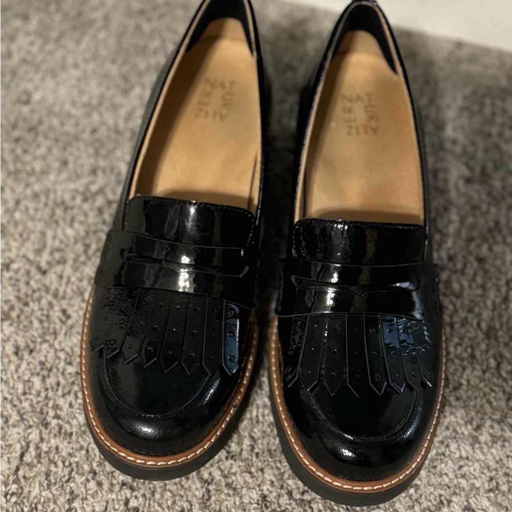 Naturalizer Black Loafers for Women